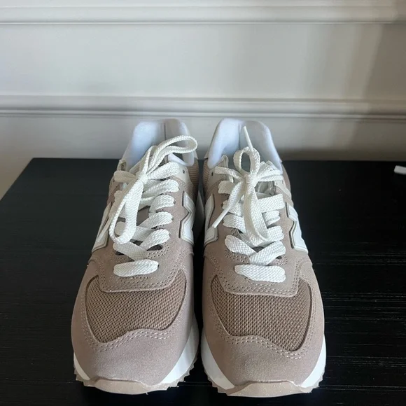 Pre-owned New Balance® 515+ Classics Women's Sneakers - Picture 2 of 6